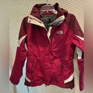 North Face Women’s Pink/Cranberry Hooded HyVent Winter Ski Jacket; Size S/P